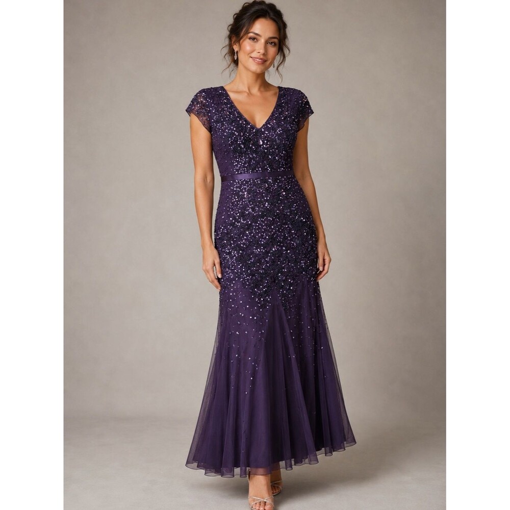 Adrianna Papell Cap Sleeve Embellished Beaded Sequin Gown Dark Purple Size 6